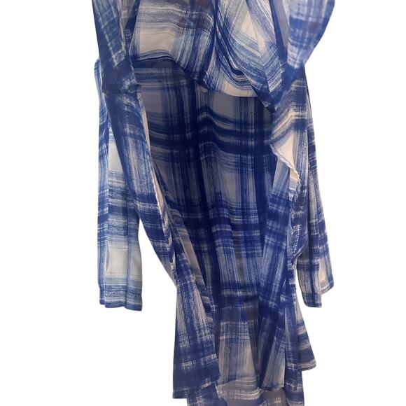 Chaus- Flowy Blouse- Blue Gingham abstract- layered - size Medium - sheer arms - Picture 8 of 9